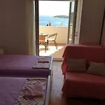 Goran's Place Affittacamere