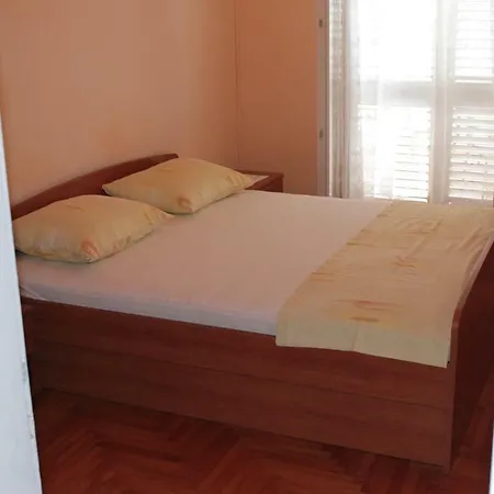 بيت ضيافة Goran's Place هفار