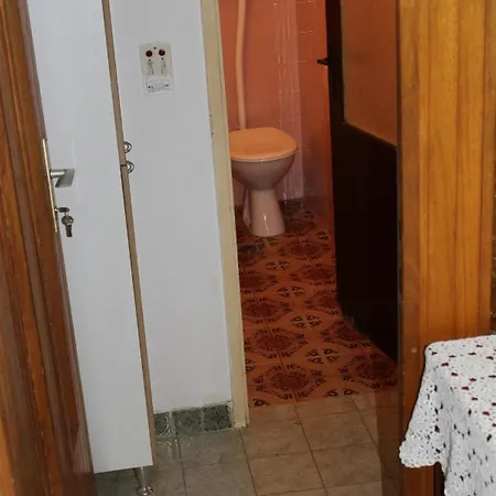 Goran's Place 2* フヴァル