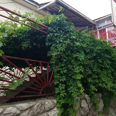 招待所 Goran's Place