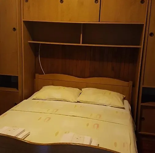 Goran's Place Guest house 2*