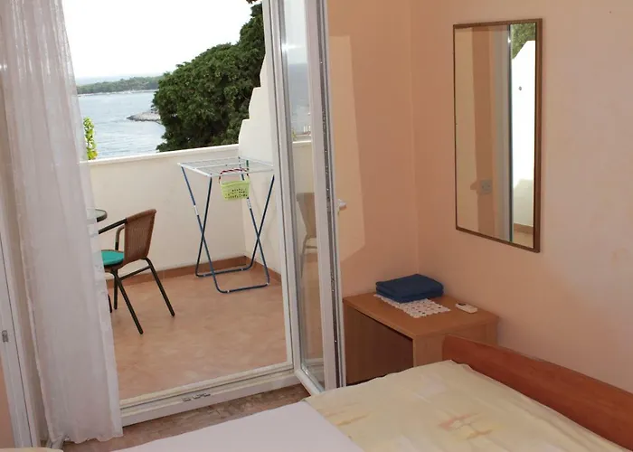 Goran's Place Hvar Town