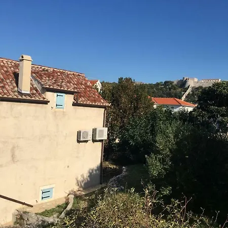 Goran's Place Hvar Town